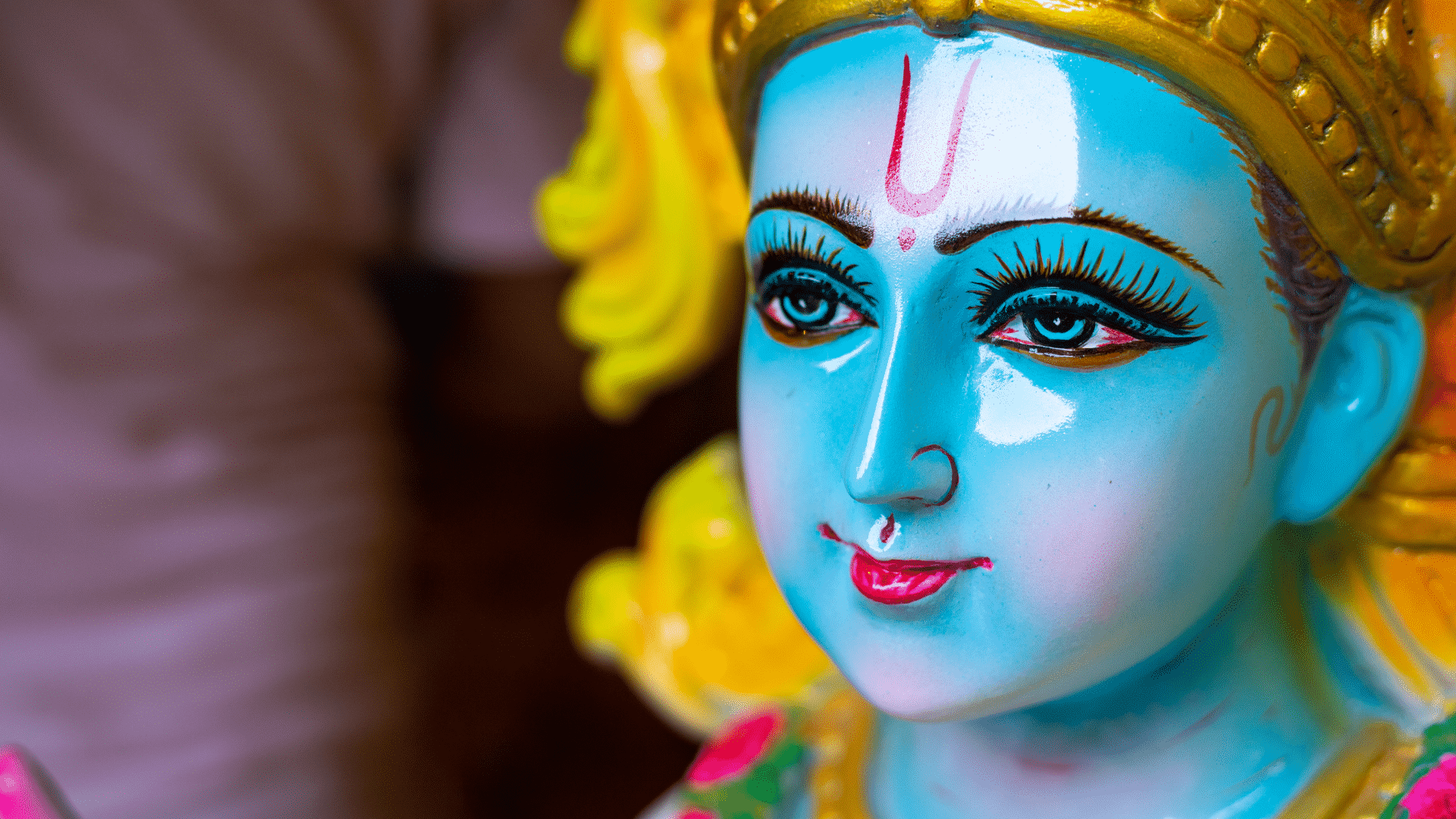 A grande bênção recebida através do processo da consciência de Krishna,  esta quando se canta o Maha-Mantra, Hare Krishna Hare Krishna Krishna  Krishna Hare Hare, Hare Rāma Hare Rāma Rāma Rāma Hare